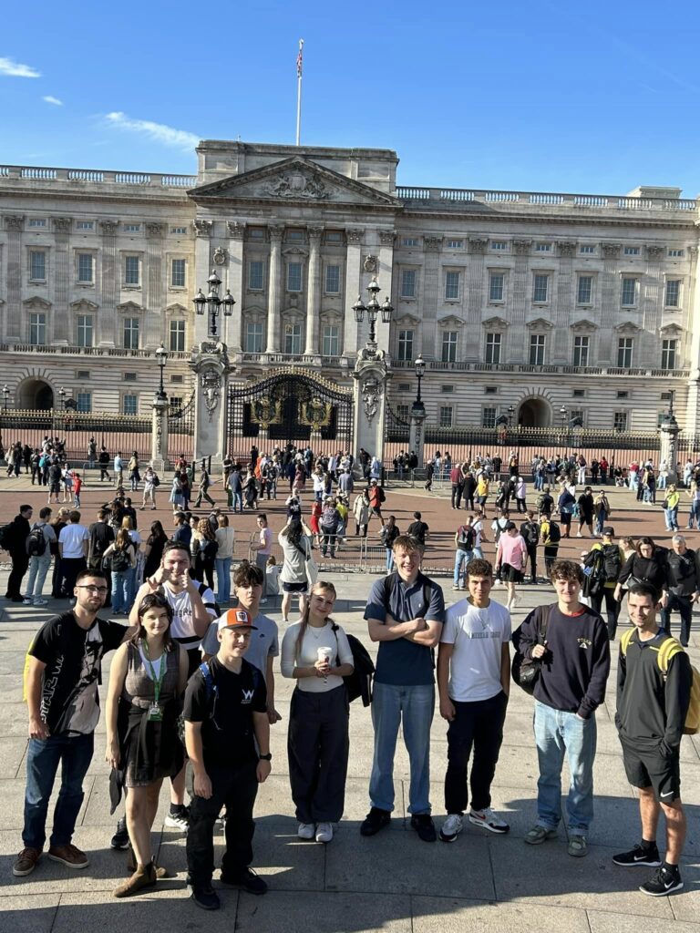 Protective Services Buckingham Palace